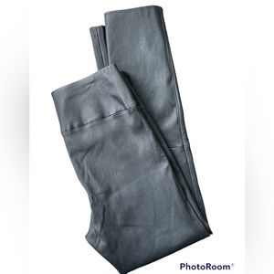 Theory Yoke Legging Navy Leather size 8